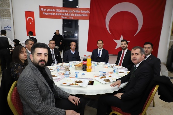 Şehit ve Gazi ailelerine iftar yemeği galerisi resim 8