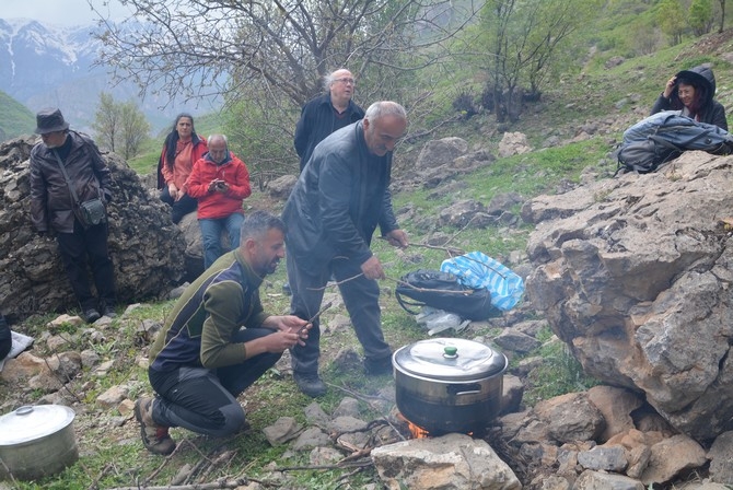 Turistler Ters lale bahçesine hayran kaldı galerisi resim 32