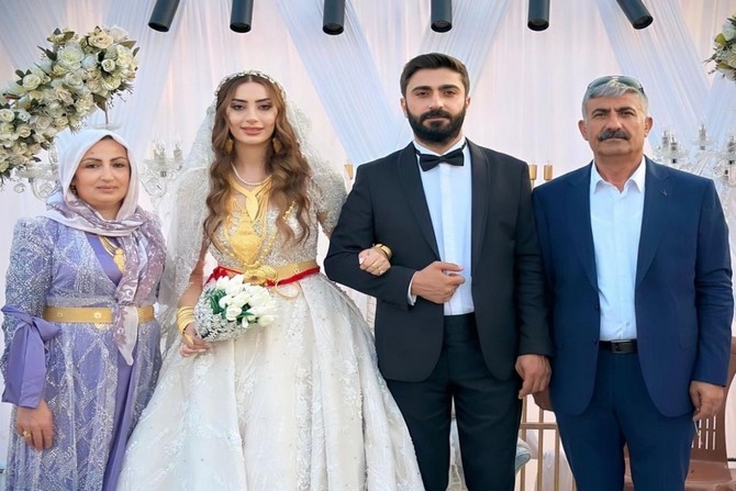 Bozkurt ailesinin mutlu günü galerisi resim 1