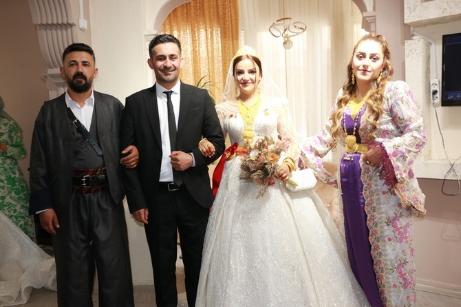 Çiftçi Ailesinin Görkemli Düğünü galerisi resim 1