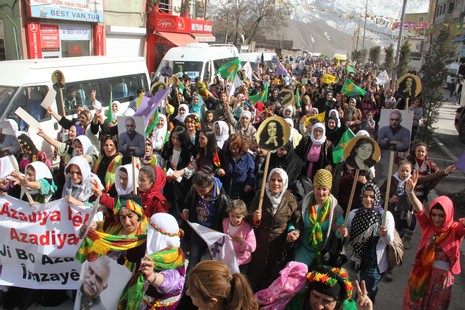 8 mart coşkusu galerisi resim 1