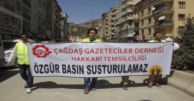 Hakkari’de 1 mayıs coşkusu galerisi resim 2