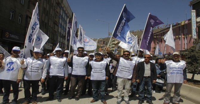 Hakkari’de 1 mayıs coşkusu galerisi resim 21