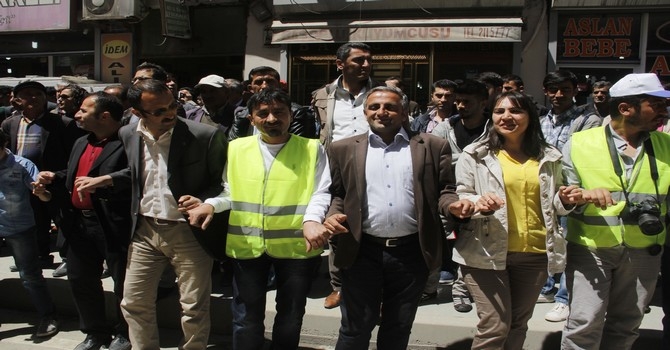 Hakkari’de 1 mayıs coşkusu galerisi resim 30