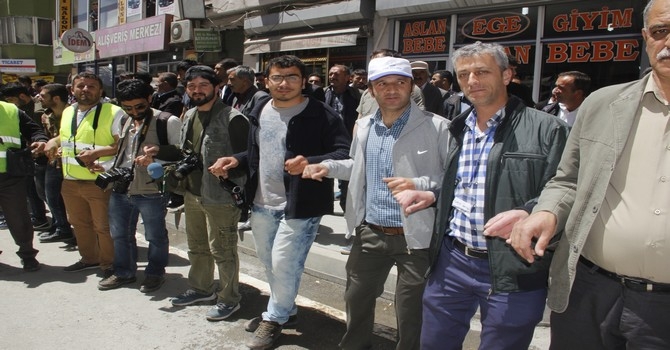 Hakkari’de 1 mayıs coşkusu galerisi resim 33