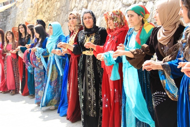 26-07-2015 Temmuz Ayı Hakkari Düğünleri galerisi resim 10