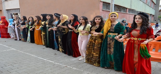 Nazdar ile Azad Ölmez'in çiftinin mutlu günü galerisi resim 3