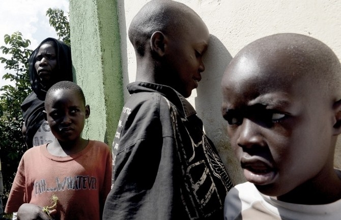 300 bin çocuğun sokaklarda yaşadığı Kenya galerisi resim 1