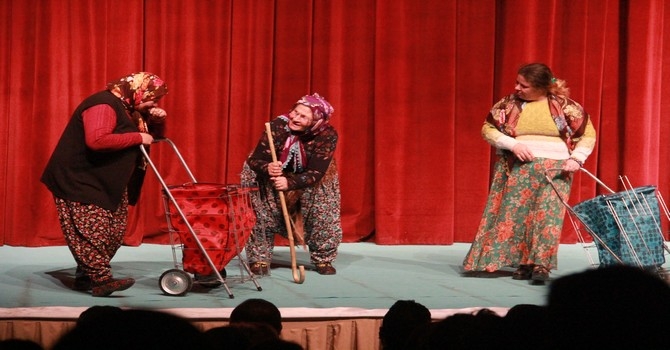 Arslanköy kadın tiyatro topluluğu galerisi resim 4