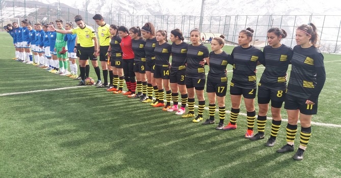 Alkışlar Kadın Futbol Takımına.. galerisi resim 10