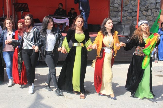 Hakkari 2018 Newroz coşkusu galerisi resim 6