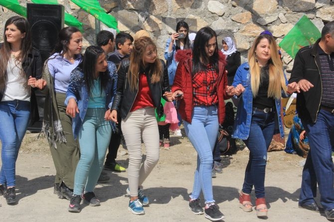 Hakkari 2018 Newroz coşkusu galerisi resim 7