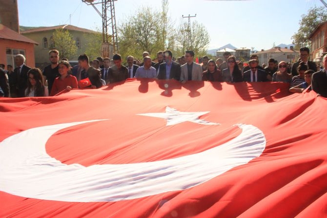 Çukurca'da binler yürüdü galerisi resim 3