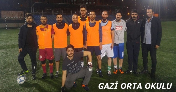 Öğretmenler arası futbol turnuvası galerisi resim 1