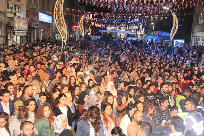 Erzincanlı’nın konserine binler katıldı galerisi resim 13