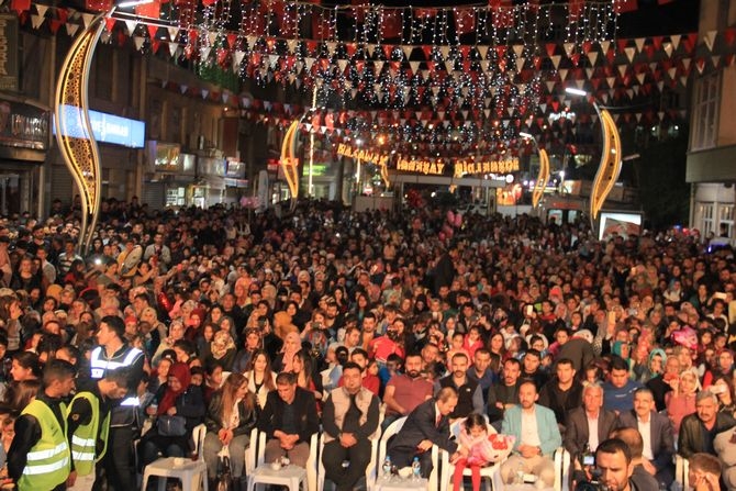 Erzincanlı’nın konserine binler katıldı galerisi resim 5