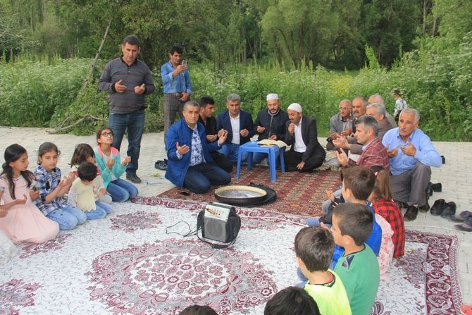 Çok güzel hareketler bunlar galerisi resim 3