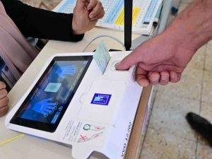 Irak’ta erken seçim: Oylama başladı