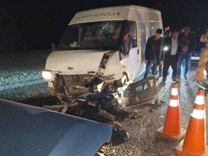 Başkale'de araçlar çarpıştı: 4 yaralı