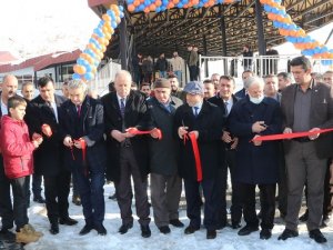 Hakkari Üniversitesi Kampüs kafeteryası açıldı