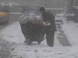 HAKKARİ İL GENELİNDE KAR ESARETİ