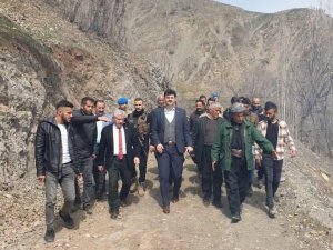 Başkan Özbek, köy ziyaretlerini sürdürüyor