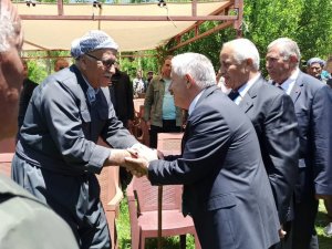 Başkan Özbek'ten hayırsever iş insanlarına teşekkür