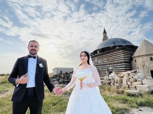 Tekçe ve Ertuş ailesinin mutlu günü