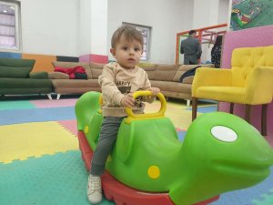 Belediye çocuk oyun merkezi sevindiriyor
