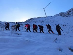 Vanlı dağcılar Dernekos Dağı’na tırmandı