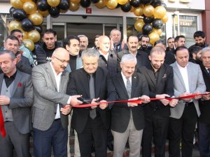 Hakkari’de C.K Apple Store Mağazası açıldı