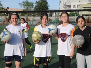 Kızların futbol tutkusu