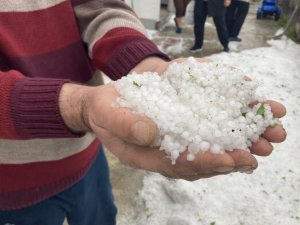 Etkili olan dolu hayatı olumsuz yönden etkiledi