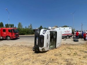 Van'da trafik kazası: 14 yaralı