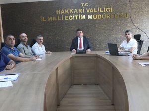 Müdür Yılmaz başkanlığında bursluluk sınavı toplantısı