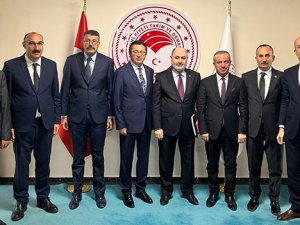 Vali Çelik'in Ankara temasları sürüyor