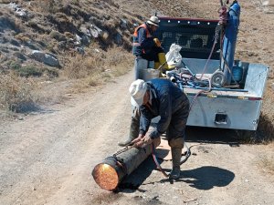 Hakkari 3 bin 500 rakımda ishale su hattı patladı