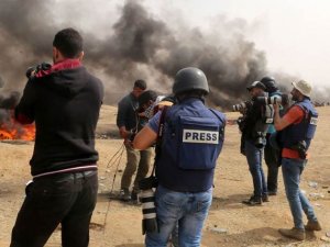 Gazze'de 3'ü kadın 34 gazeteci öldürüldü