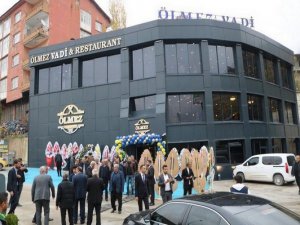 Hakkari’de Ölmez Vadi Cafe & Restaurant hizmete açıldı