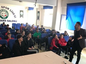 İşkur’un meslek seçim semineri devam ediyor