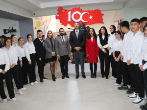 Hakkarili öğrenciler Çanakkale gezisinde döndü