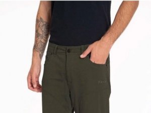Outdoor Pantolon Modasında Yeni Trendler