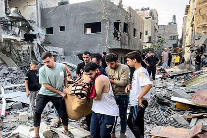 Gazze'de Can kaybı 32 bin 490'a çıktı