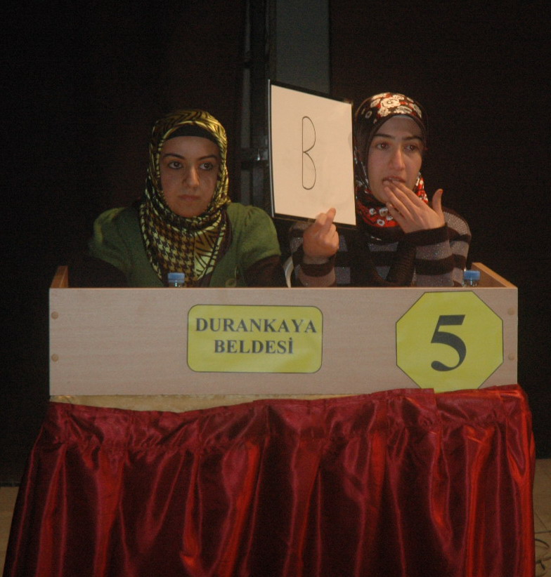 KADIN ÇİFTÇİLER YARIŞIYOR
