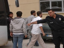 Van'da 3 öğrenci tutuklandı