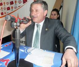 ÖZBEK YOL YERİNE İNTERNET İSTİYORLAR