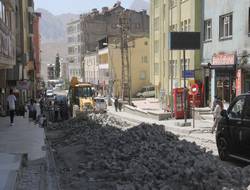 Hakkari'deki caddeler onarılıyor