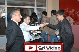 YGS`YE GİRENLERE ÇİKOLATALI JEST