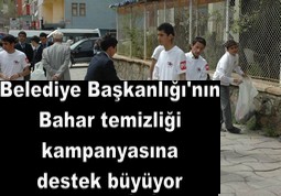 ÇÖP KAMPANYASINA ÖĞRENCİ DESTEĞİ
