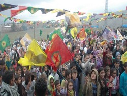 Siirt’te ilk Newroz ateşi yakıldı